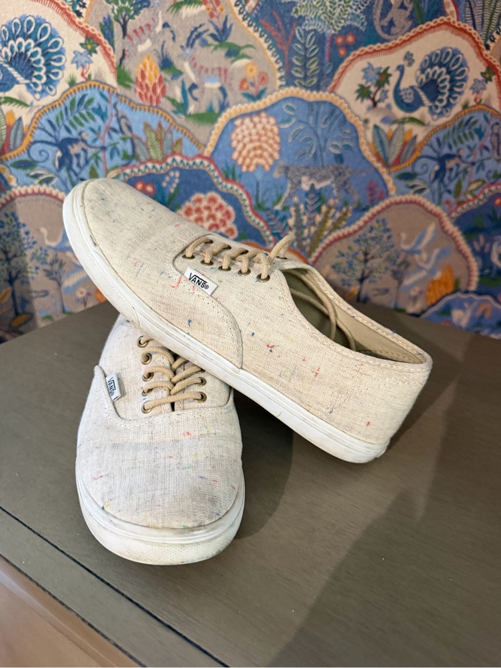 Vans Cream Canvas Low-Top Sneakers with Multicolor Fleck